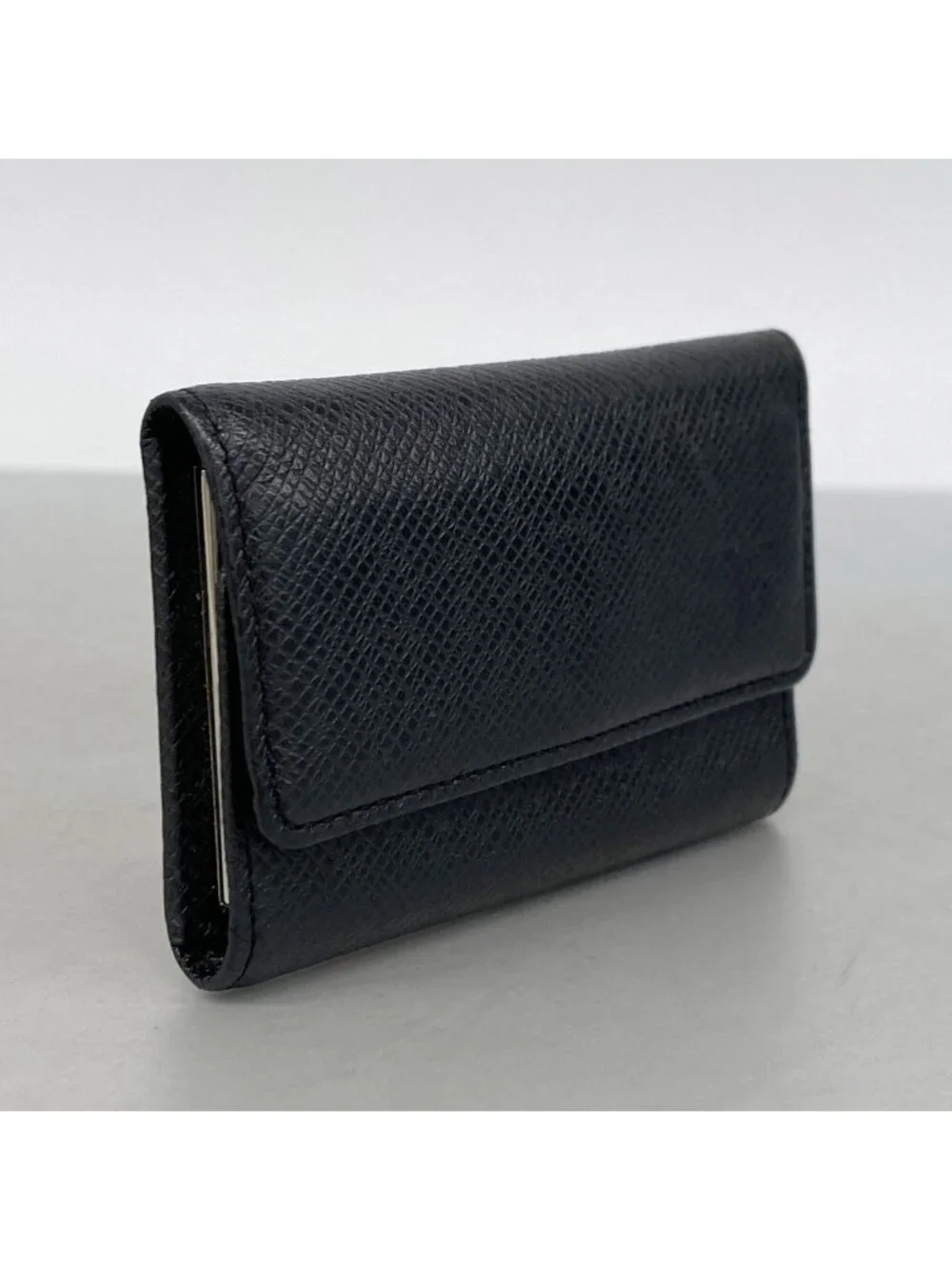 Louis Vuitton Key Case Taiga Multicles 6 Ardoise Key Holder
